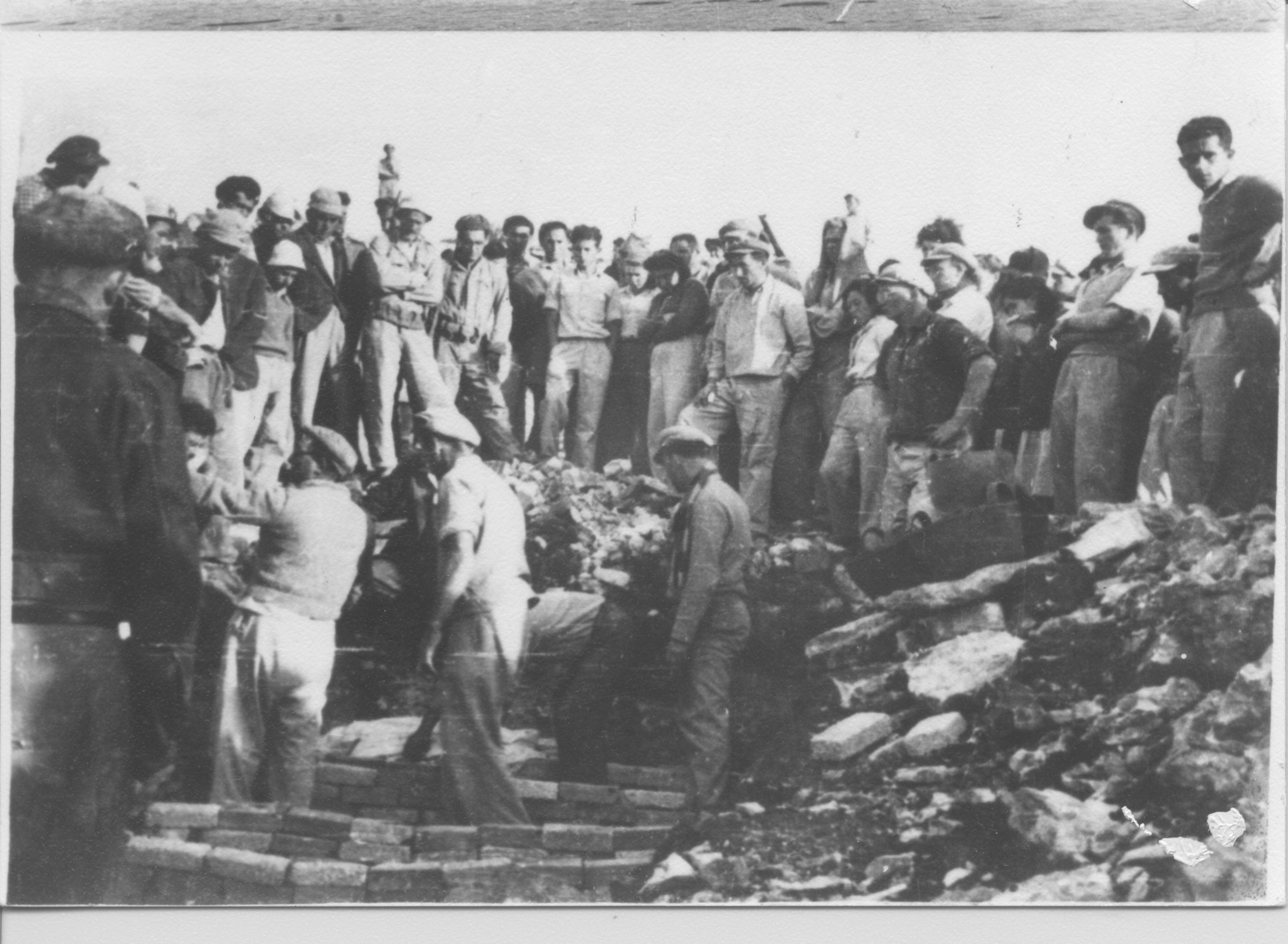 נוסף קבורת 5 משיירת העשרה או קבורת הלה